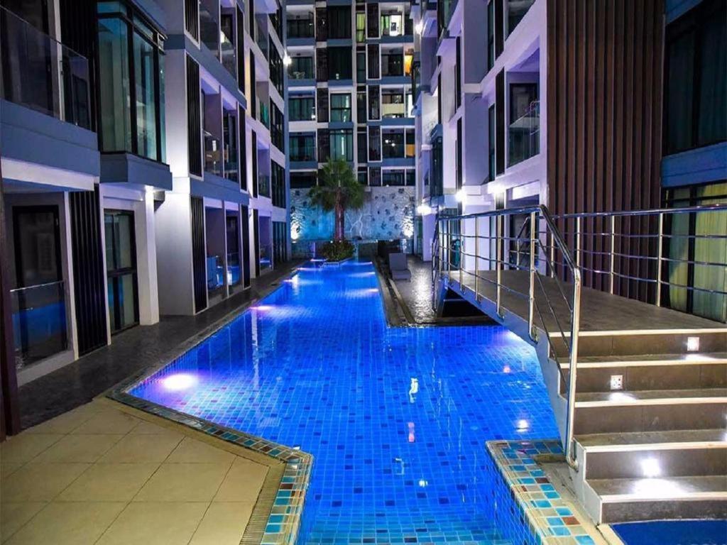 Двух-Комнатная Квартира В Кондоминимуме "Tropikal Garden" Pattaya Eksteriør bilde